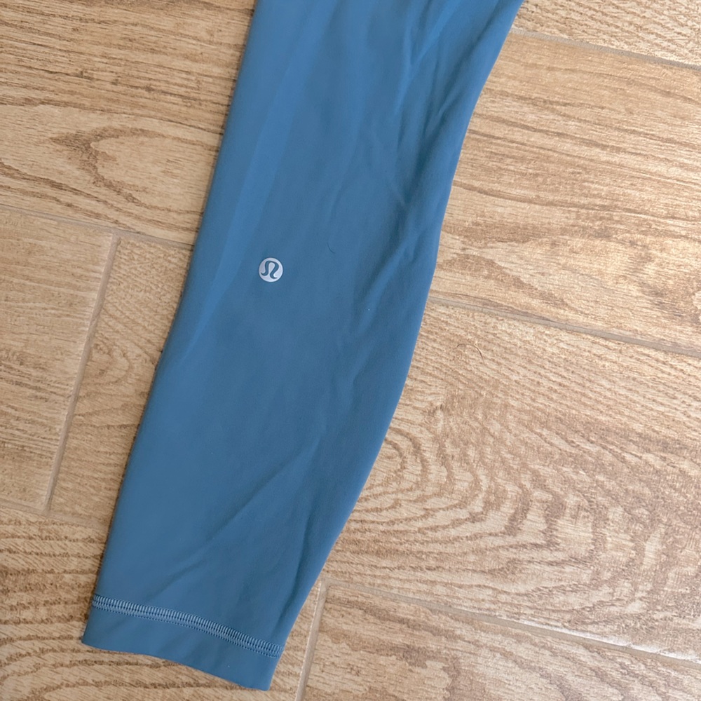 Lululemon Wunder Train HR Tight 28" - Picture 13 of 14